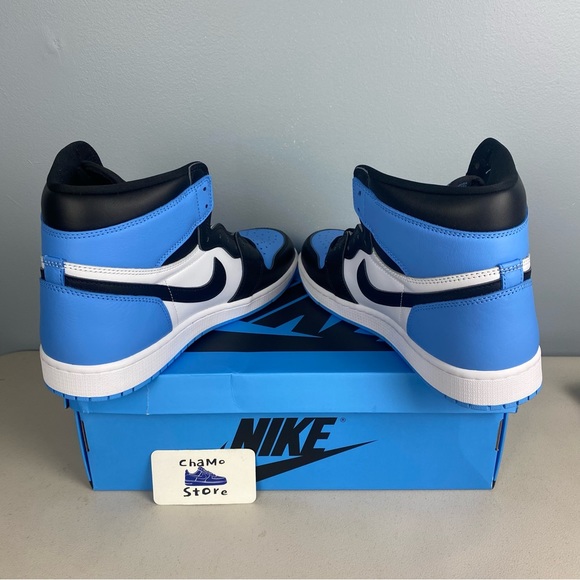 Nike Air Jordan 1 Retro High OG UNC Toe University Blue DZ5485-400 Men Sz 12 - Picture 5 of 10